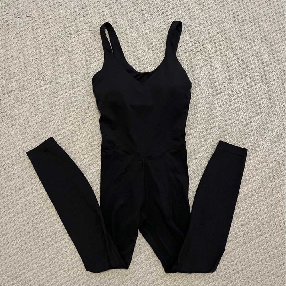 Lululemon Align Bodysuit 25” size 4